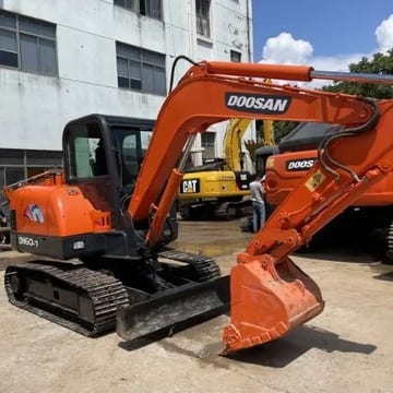2023 Doosan DH60-7 mini excavator, side view 2023 Doosan DH60-7 mini excavator, side view