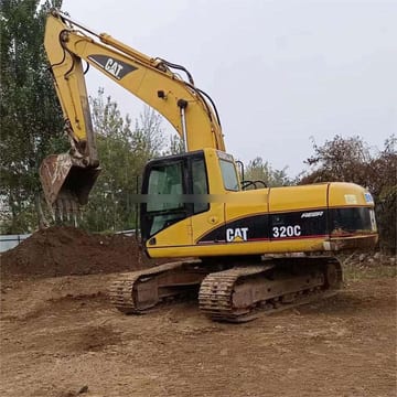 2018 Caterpillar 320C crawler excavator, side view 2018 Caterpillar 320C crawler excavator, side view