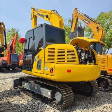 Komatsu PC70 crawler excavator, rear three-quarter view