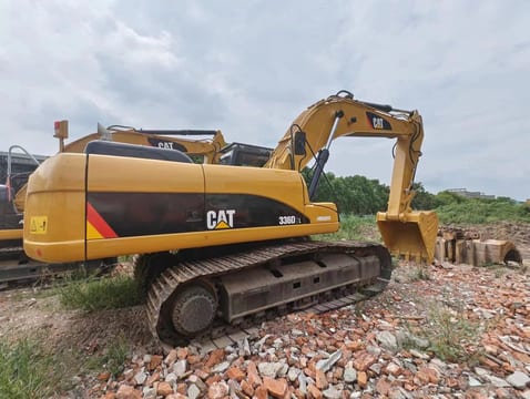 2020 Caterpillar 336D2L crawler excavator, side profile view 2020 Caterpillar 336D2L crawler excavator, side profile view