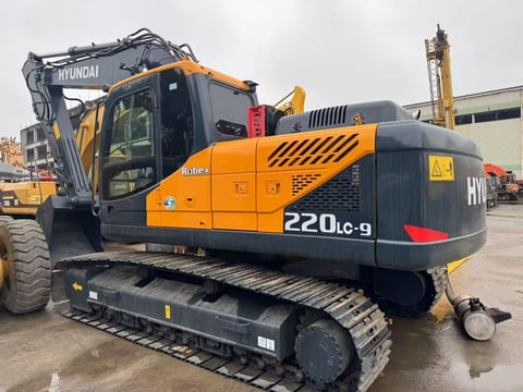 2022 Hyundai 220LC-9 crawler excavator, rear three-quarter view 2022 Hyundai 220LC-9 crawler excavator, rear three-quarter view