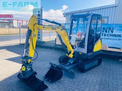 2024 Wacker Neuson ET18 mini excavator, front three-quarter view 2024 Wacker Neuson ET18 mini excavator, front three-quarter view