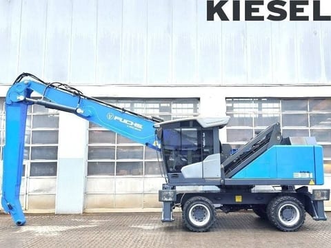 2022 Fuchs MHL331F material handler, side profile view 2022 Fuchs MHL331F material handler, side profile view