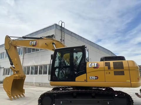 Caterpillar 320GX crawler excavator, side view Caterpillar 320GX crawler excavator, side view