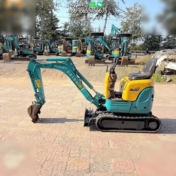 2014 Kubota U-008 mini excavator, side view 2014 Kubota U-008 mini excavator, side view