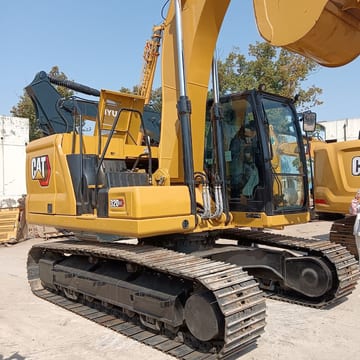 2023 Caterpillar 320GC crawler excavator, side view 2023 Caterpillar 320GC crawler excavator, side view