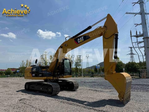 Escavatore cingolato Caterpillar 320D2 del 2025, vista laterale Escavatore cingolato Caterpillar 320D2 del 2025, vista laterale