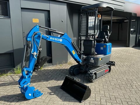 2025 Rippa R10 ECO mini excavator, side view 2025 Rippa R10 ECO mini excavator, side view