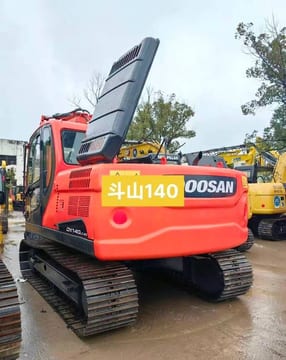 2023 Doosan DX140LC-5C crawler excavator, rear three-quarter view 2023 Doosan DX140LC-5C crawler excavator, rear three-quarter view