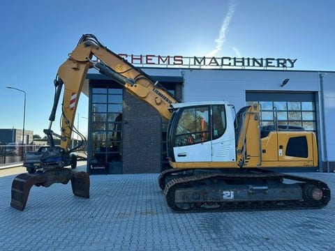 2011 Liebherr LH22 C demolition excavator, side view 2011 Liebherr LH22 C demolition excavator, side view