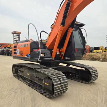 2022 Hitachi ZAXIS 200 crawler excavator, side view 2022 Hitachi ZAXIS 200 crawler excavator, side view