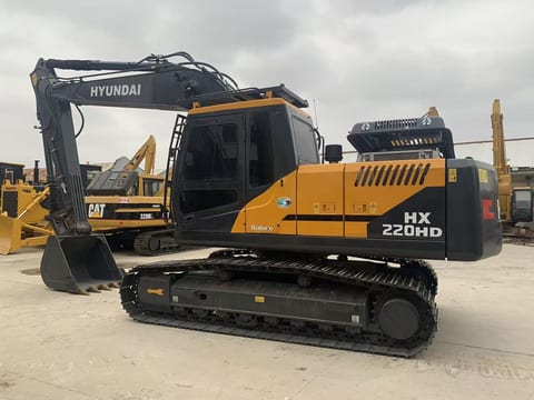 2024 Hyundai HX220HD crawler excavator, side profile view 2024 Hyundai HX220HD crawler excavator, side profile view