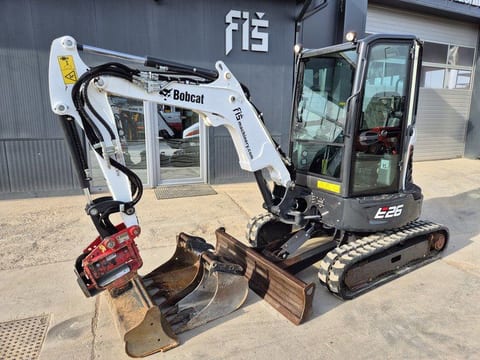 2020 Bobcat E26 mini excavator, side view 2020 Bobcat E26 mini excavator, side view