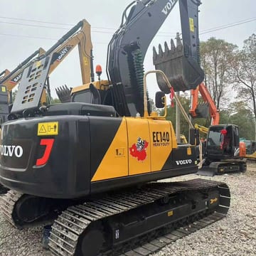 2022 Volvo EC140 crawler excavator, rear three-quarter view 2022 Volvo EC140 crawler excavator, rear three-quarter view