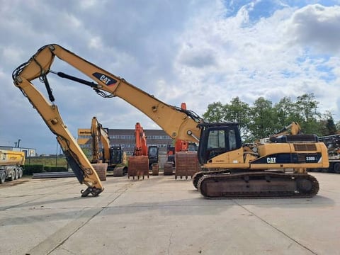 2007 Caterpillar 330DL crawler excavator side view 2007 Caterpillar 330DL crawler excavator side view