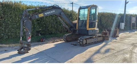 2012 Volvo ECR58 crawler excavator, side view 2012 Volvo ECR58 crawler excavator, side view
