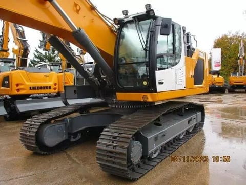 2023 Liebherr R 938 NLC LITRONIC G8.0-D crawler excavator, front three-quarter view 2023 Liebherr R 938 NLC LITRONIC G8.0-D crawler excavator, front three-quarter view
