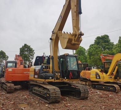 Caterpillar 315D2GC crawler excavator, side view Caterpillar 315D2GC crawler excavator, side view