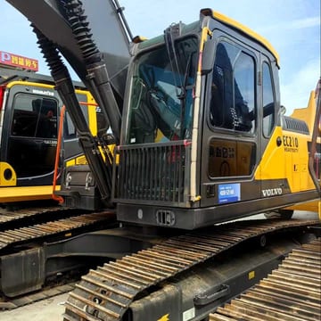 2023 Volvo EC210 crawler excavator, side view of cab and tracks 2023 Volvo EC210 crawler excavator, side view of cab and tracks