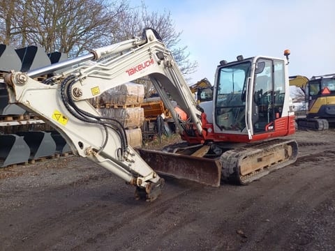 2013 Takeuchi TB290 crawler excavator, side view