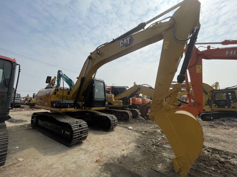 2023 Caterpillar 315D crawler excavator, side view 2023 Caterpillar 315D crawler excavator, side view