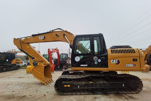 2020 Caterpillar 315D2 GC crawler excavator side view 2020 Caterpillar 315D2 GC crawler excavator side view