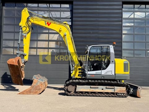 2019 Wacker Neuson ET145 crawler excavator side view 2019 Wacker Neuson ET145 crawler excavator side view