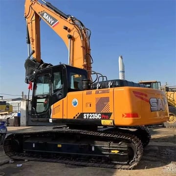 Sany SY235C Pro crawler excavator, rear three-quarter view Sany SY235C Pro crawler excavator, rear three-quarter view