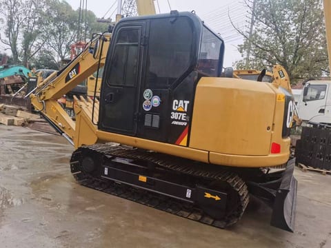 2018 Caterpillar 307E2 mini excavator, side view 2018 Caterpillar 307E2 mini excavator, side view