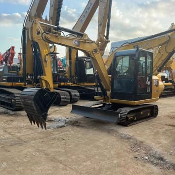 2018 Caterpillar 305.5E2 crawler excavator, front three-quarter view 2018 Caterpillar 305.5E2 crawler excavator, front three-quarter view