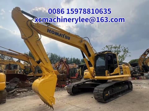 2024 Komatsu PC240 LC crawler excavator, side view 2024 Komatsu PC240 LC crawler excavator, side view
