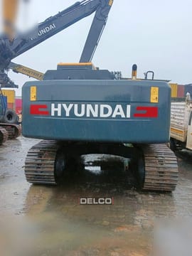 2026 Hyundai R215L crawler excavator rear view 2026 Hyundai R215L crawler excavator rear view
