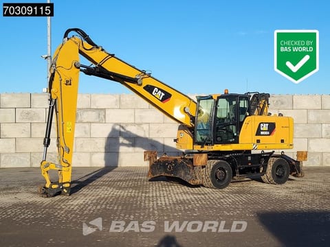 2018 Caterpillar MH3024 material handler, side view 2018 Caterpillar MH3024 material handler, side view