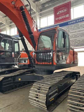 2024 Doosan 225LCA crawler excavator, front three-quarter view 2024 Doosan 225LCA crawler excavator, front three-quarter view