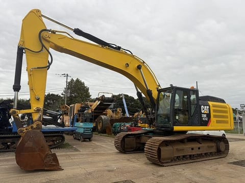 2014 Caterpillar 336E crawler excavator side view 2014 Caterpillar 336E crawler excavator side view