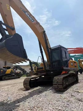 2023 Sany SY365H crawler excavator, rear three-quarter view 2023 Sany SY365H crawler excavator, rear three-quarter view