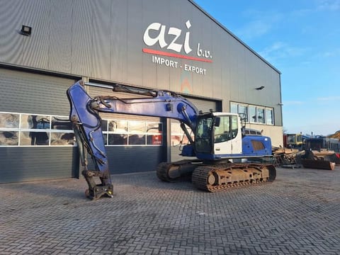 2014 Liebherr R924LC crawler excavator side view 2014 Liebherr R924LC crawler excavator side view