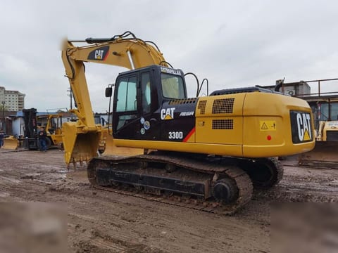 2017 Caterpillar 330D crawler excavator, rear three-quarter view 2017 Caterpillar 330D crawler excavator, rear three-quarter view