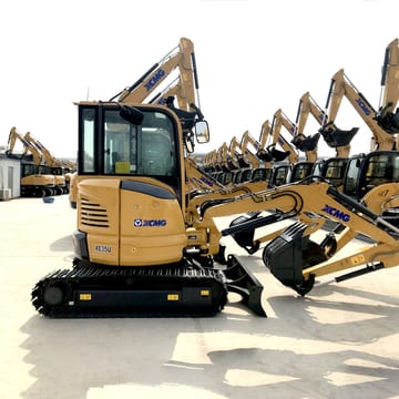 2026 XCMG XE35U mini excavator side view 2026 XCMG XE35U mini excavator side view