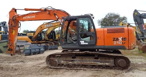 2012 Hitachi Zaxis 210LC crawler excavator side view 2012 Hitachi Zaxis 210LC crawler excavator side view