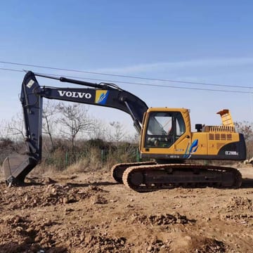 2023 Volvo EC210BLC crawler excavator side view 2023 Volvo EC210BLC crawler excavator side view