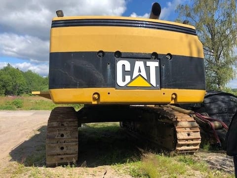 2005 Caterpillar 385BL crawler excavator, rear view 2005 Caterpillar 385BL crawler excavator, rear view