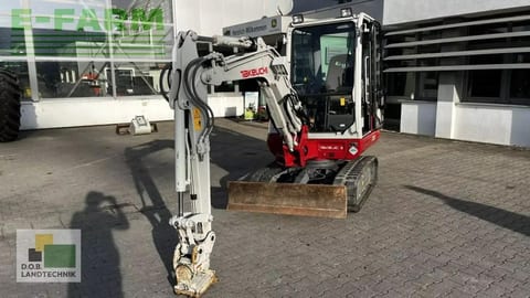 2018 Takeuchi TB230 V3 mini excavator, front three-quarter view 2018 Takeuchi TB230 V3 mini excavator, front three-quarter view