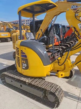 2023 Komatsu PC35 MR mini excavator, side view 2023 Komatsu PC35 MR mini excavator, side view
