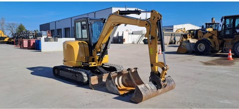2021 Caterpillar 305E2 crawler excavator, side view 2021 Caterpillar 305E2 crawler excavator, side view