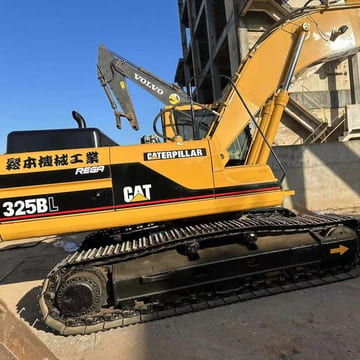 2024 Caterpillar 325BL crawler excavator, side view 2024 Caterpillar 325BL crawler excavator, side view