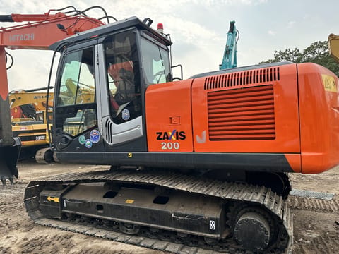 2022 Hitachi Zaxis 200 crawler excavator side view 2022 Hitachi Zaxis 200 crawler excavator side view