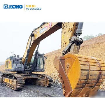 2021 XCMG XE690DK crawler excavator, side view of boom and bucket 2021 XCMG XE690DK crawler excavator, side view of boom and bucket