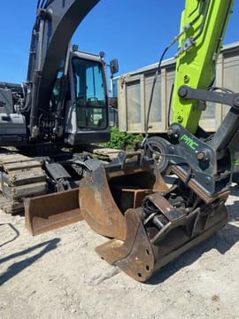 2024 Zoomlion ZE135 crawler excavator front view 2024 Zoomlion ZE135 crawler excavator front view