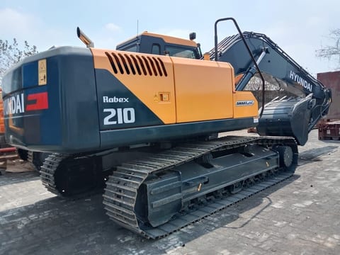 2025 Hyundai Robex 210 crawler excavator, rear three-quarter view 2025 Hyundai Robex 210 crawler excavator, rear three-quarter view